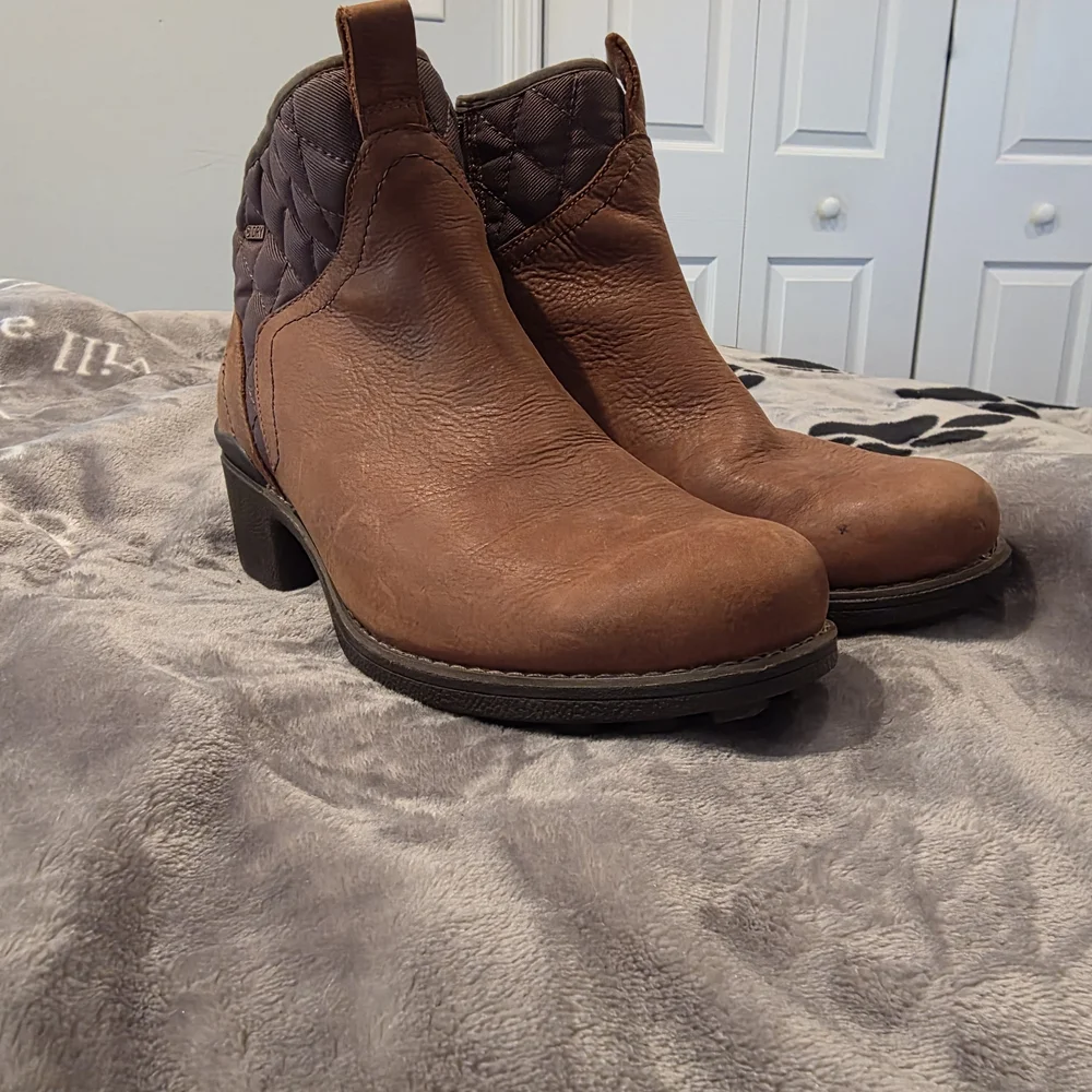 Merrell Brown and Gr Woman Boots - Picture 3 of 8